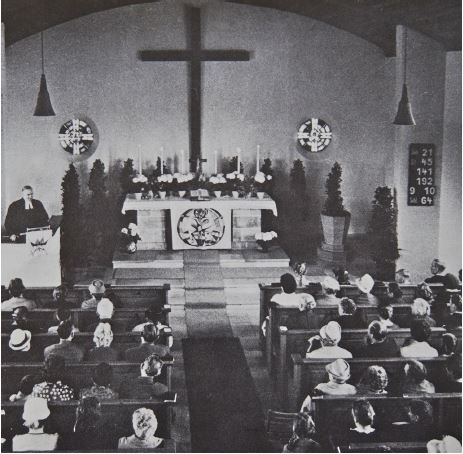 Johanneskirche 1952 innen